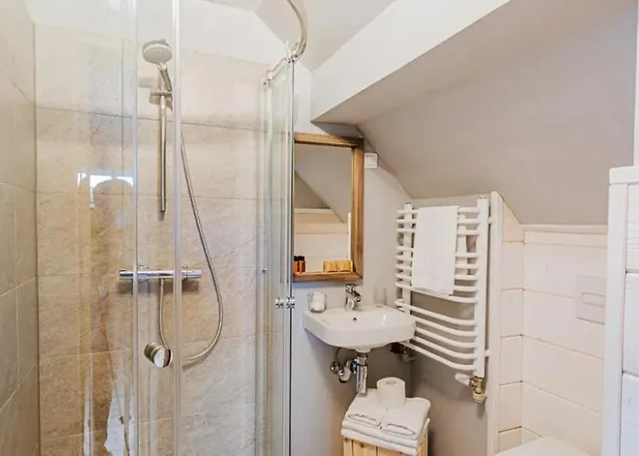 Zwolakowka בית הארחה איסטבנה